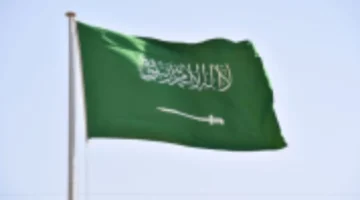 أصوات الإنذار المبكر تتردد في السعودية مع بزوغ فجر السبت